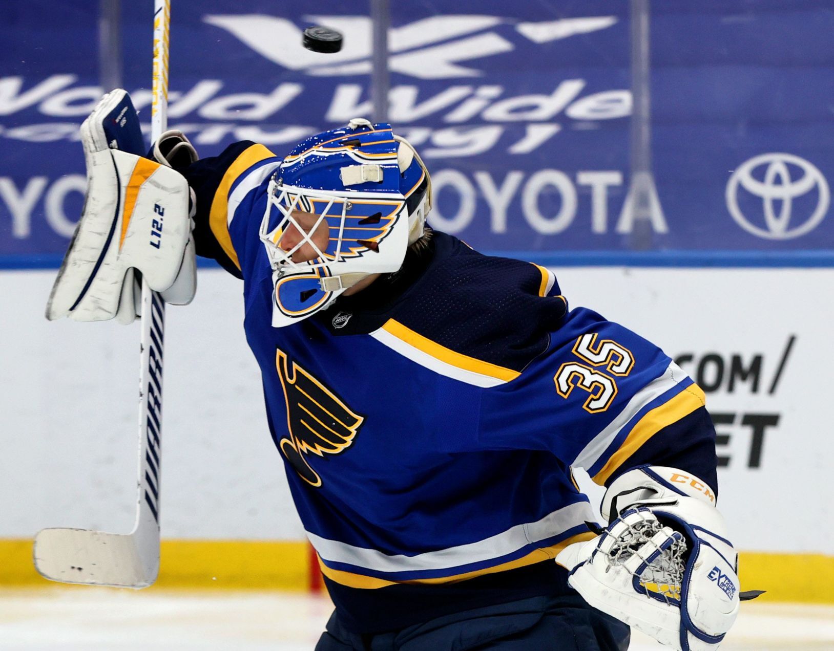 Blues 4, Wild 0 (copy)